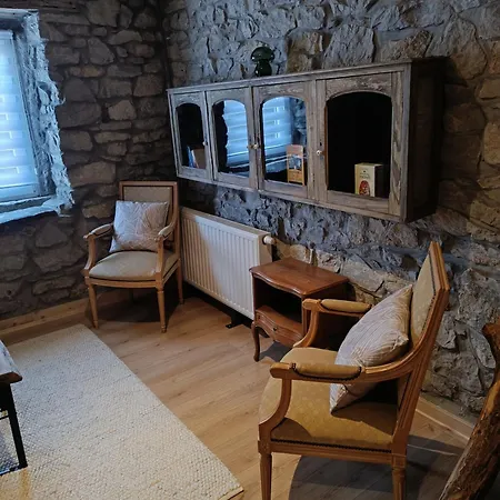 Au Loupus Alojamento de Acomodação e Pequeno-almoço 3*